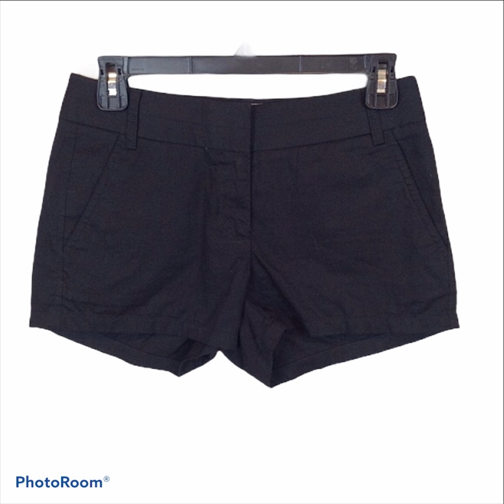 J. Crew pocketed front zip 2 1/2” inseam black ‘Broken In’ chino shorts